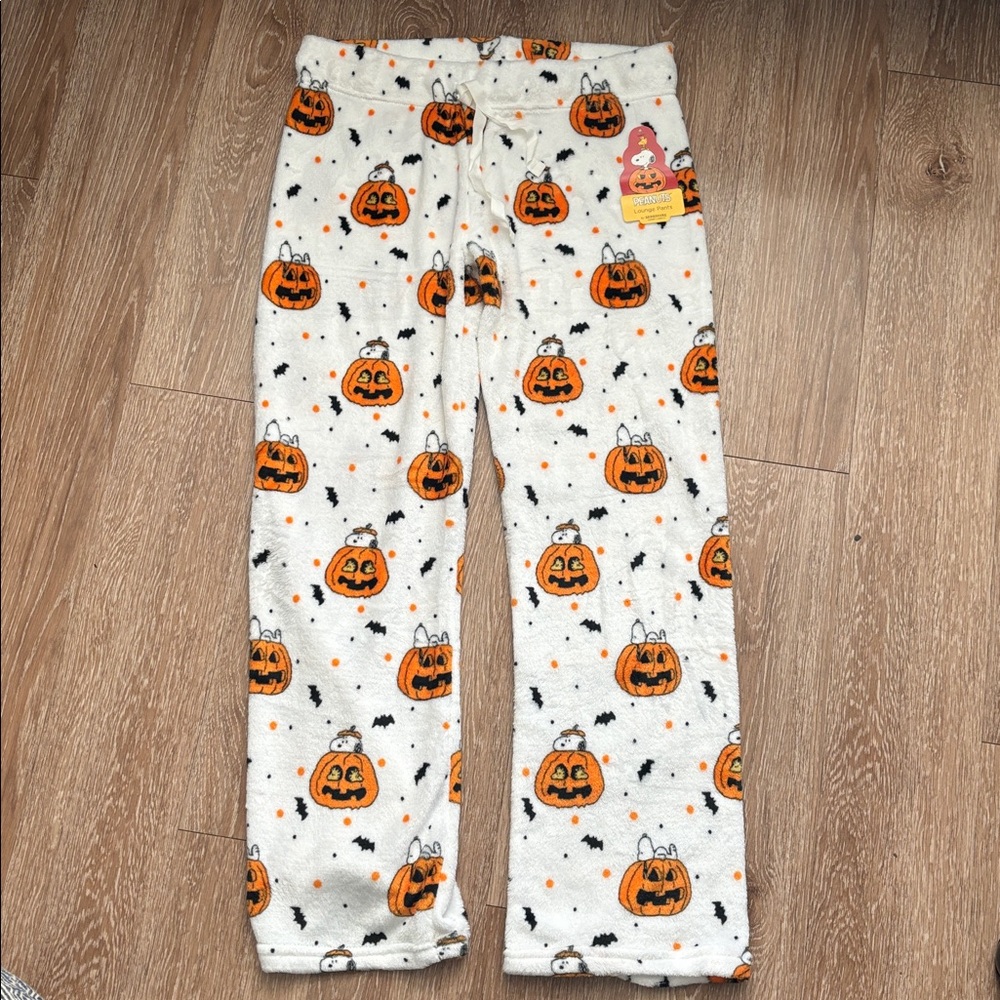 New! Snoopy Peanuts by Berkshire white halloween pumpkin fleece pajama pant, M